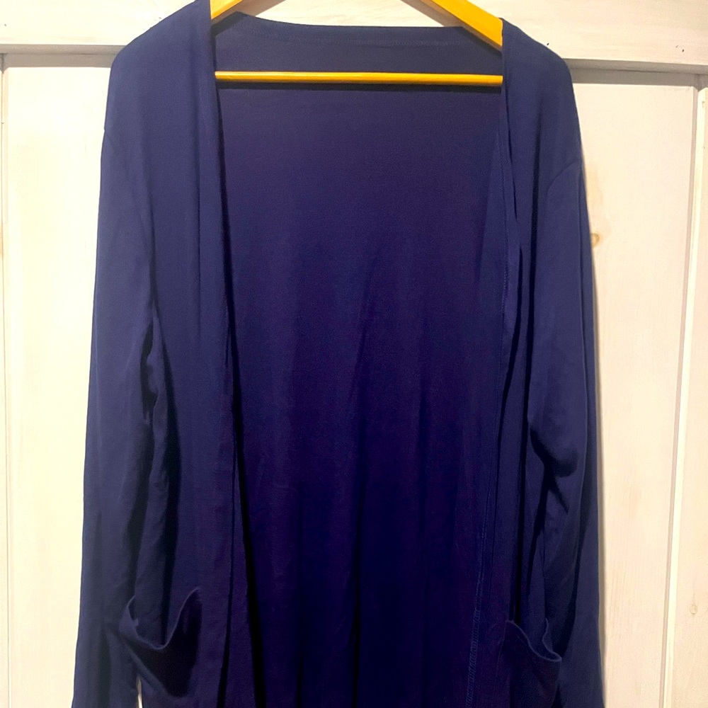 Women’s size 1x navy open cardigan